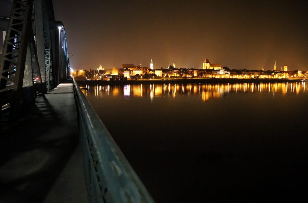 Lokale na imprezy w Toruniu – restauracja, sala i kompleksowa organizacja wydarzeń